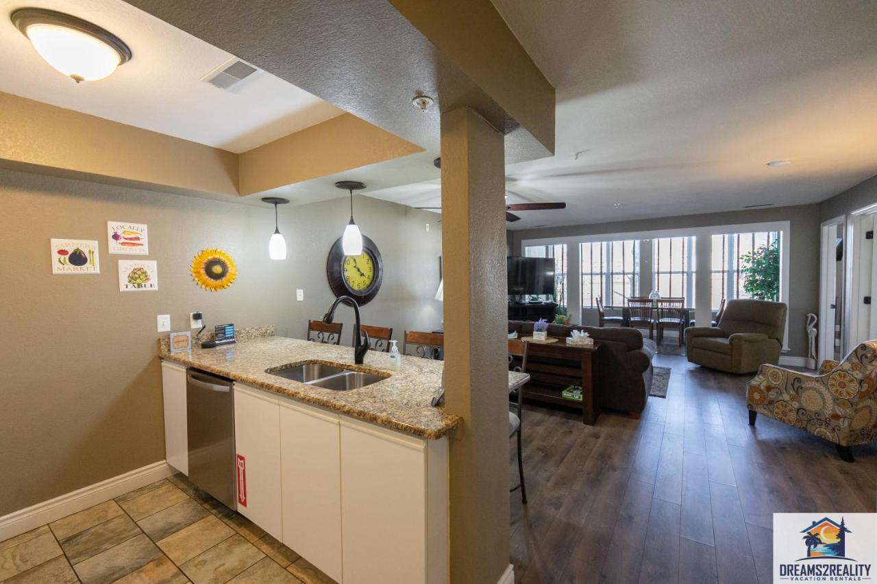 2Br Walk-In Condo - Near The 76 Strip - Pool - Free Tickets Included - Clc-6 Branson Bagian luar foto