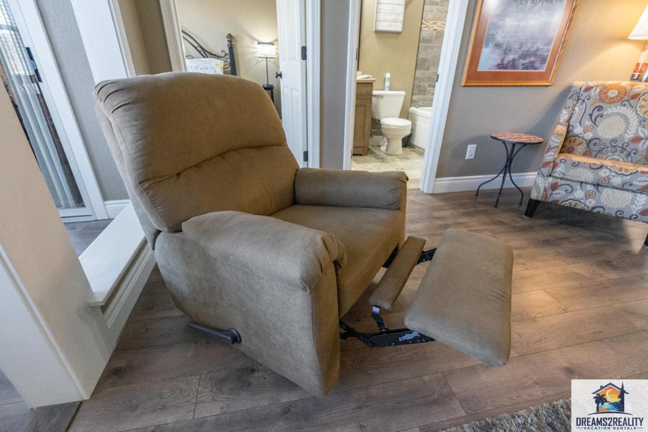 2Br Walk-In Condo - Near The 76 Strip - Pool - Free Tickets Included - Clc-6 Branson Bagian luar foto