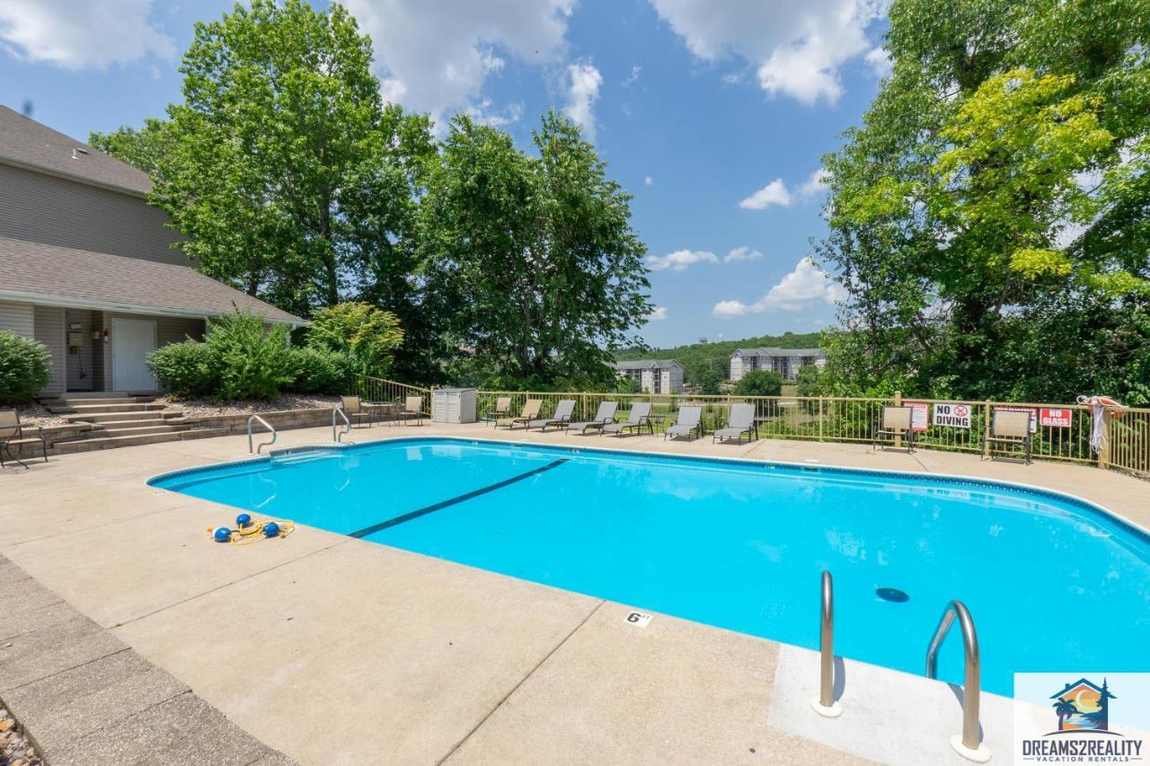 2Br Walk-In Condo - Near The 76 Strip - Pool - Free Tickets Included - Clc-6 Branson Bagian luar foto